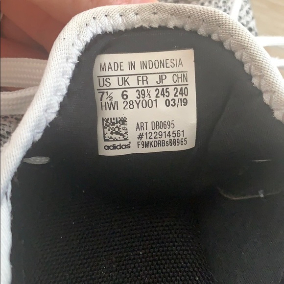 Adidas Cloudfoam - Picture 5 of 6